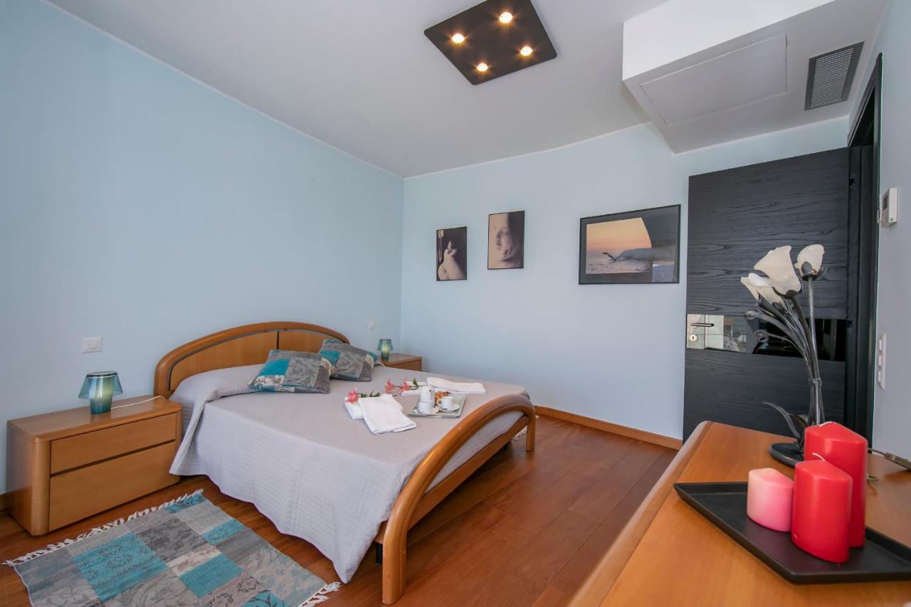 Panoramic Penthouse Apartment Lugano Exterior photo